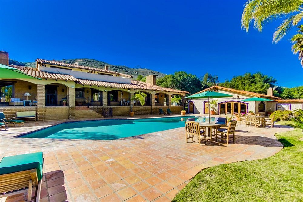 Vineyard Hacienda Hotel Spring Valley  Eksteriør billede